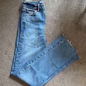 Zara Women’s High Raise Straight Jean. Size 36 (4) Medium Wash